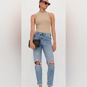 SOLD H&M Boyfriend Jeans